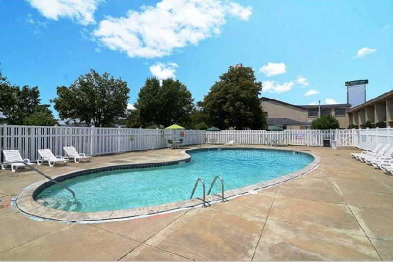 Quality Inn & Conference Center Akron Luaran gambar