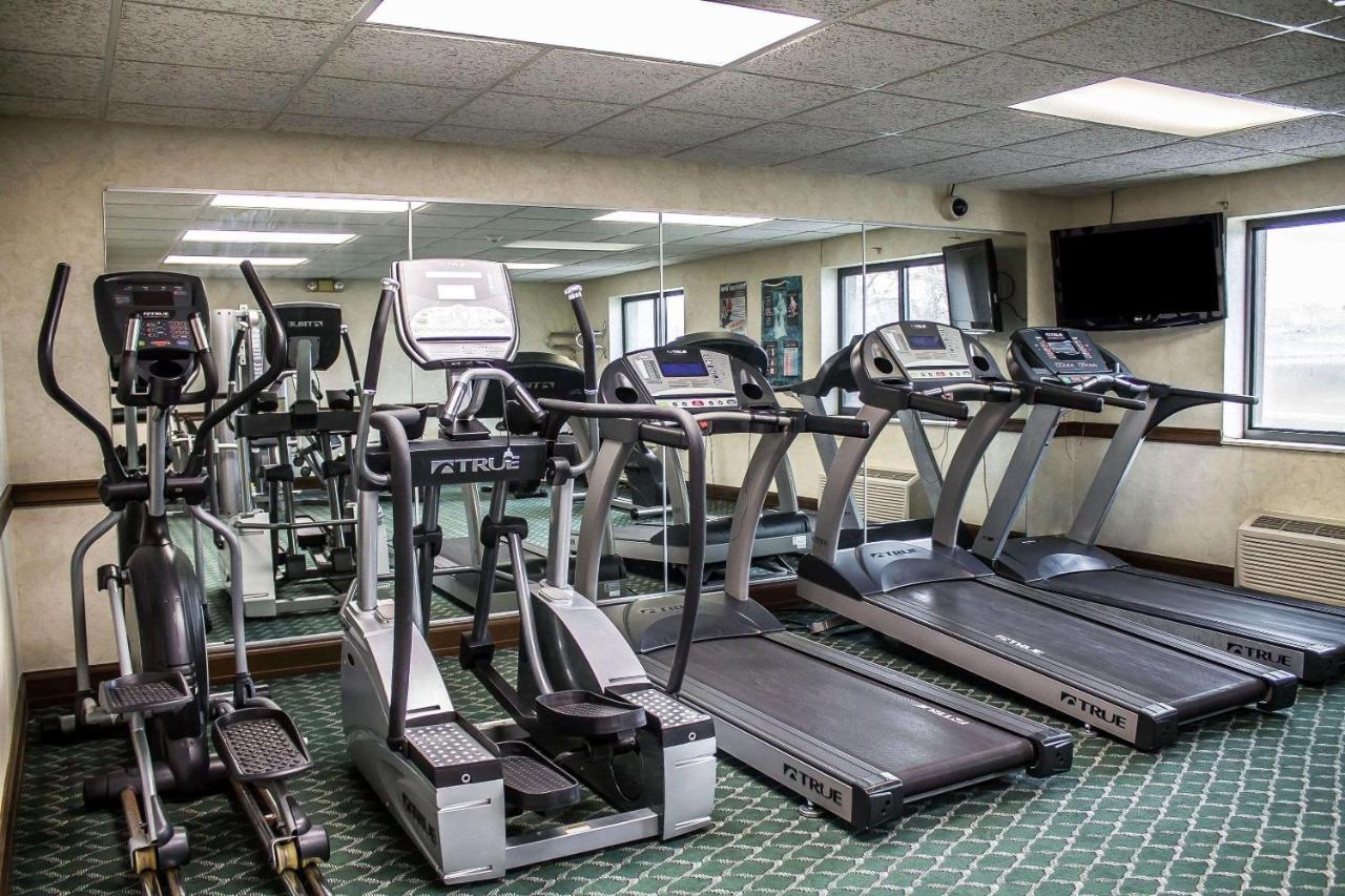 Quality Inn & Conference Center Akron Luaran gambar